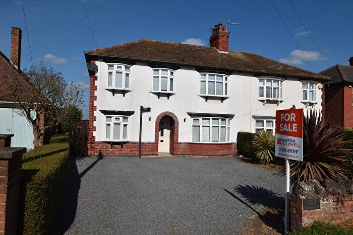 4 Bedroom Semi-Detached House For Sale In Station Road, Kegworth, DE74