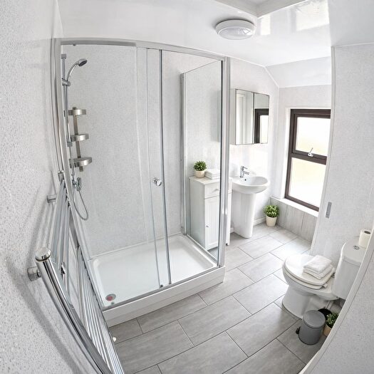 5 Bedroom House To Rent In Friars Road, Bangor, LL57