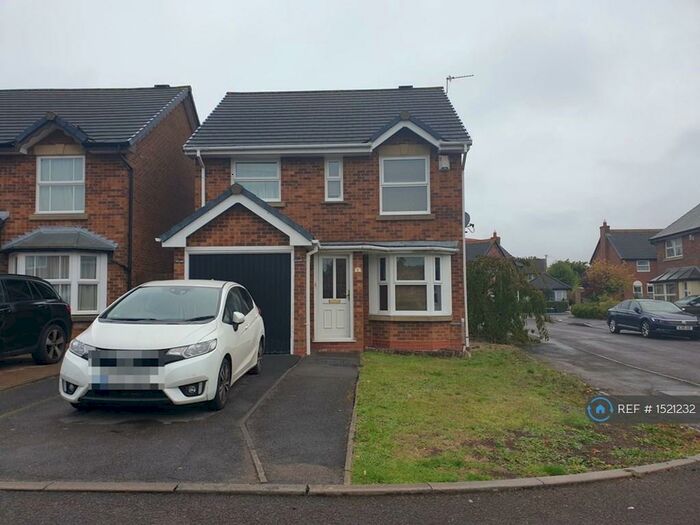 3 Bedroom Detached House To Rent In Long Close, Bradley Stoke, Bristol, BS32