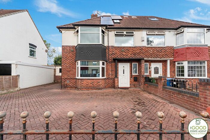 3 Bedroom Semi-Detached House For Sale In Brandon Avenue, Cheadle, SK8