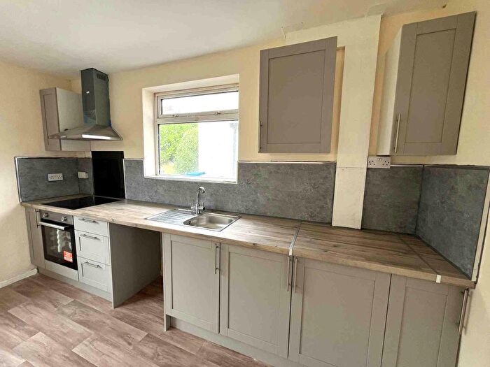 3 Bedroom Semi-Detached House To Rent In Ingsfield Lane, Bolton-Upon-Dearne, Rotherham, S63