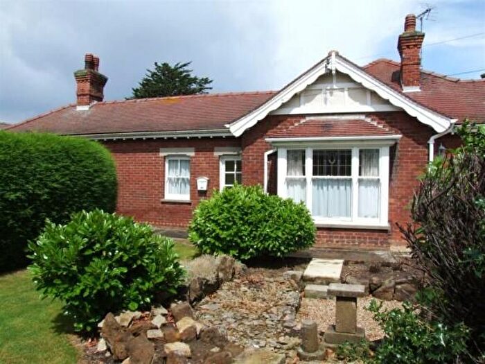 2 Bedroom Bungalow To Rent In Trafalgar Square, Long Sutton, Spalding, PE12