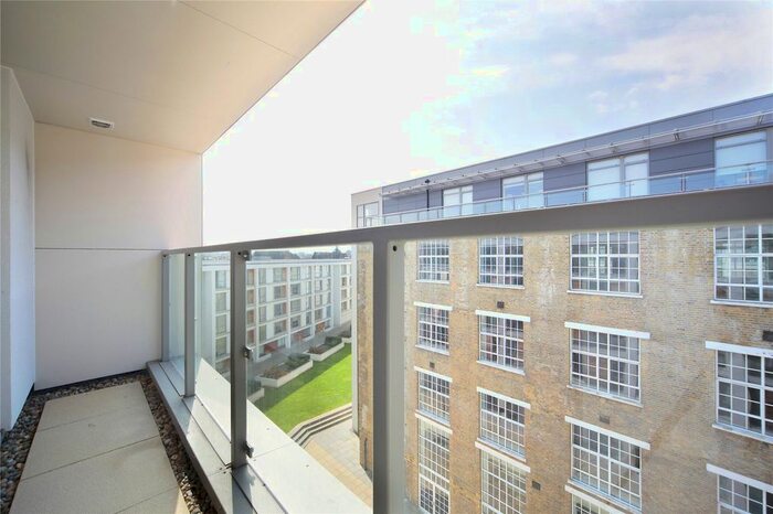 2 Bedroom Flat To Rent In Zachary House, Lett Road, SW9