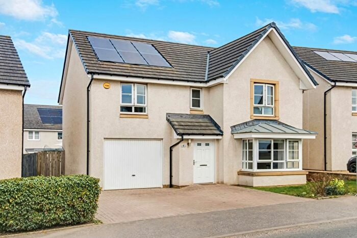 4 Bedroom Villa For Sale In Auchinleck Road, Robroyston, G33