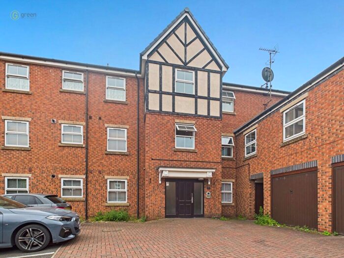 2 Bedroom Apartment For Sale In Creed Way, West Bromwich, B70