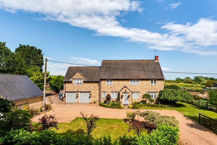 4 Bedroom Detached House For Sale In Duck End, Cranford, NN14