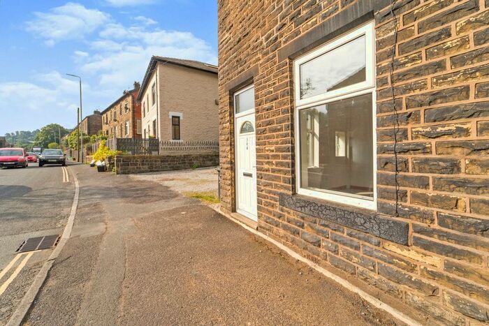 2 Bedroom End Of Terrace House To Rent In Rochdale Road, Todmorden, West Yorkshire, OL14