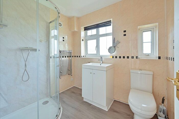 3 Bedroom Semi-detached House To Rent In Sancroft Road, Harrow, HA3