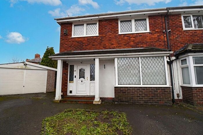 3 Bedroom Semi Detached House For Sale In Gee Lane, Eccles, M30