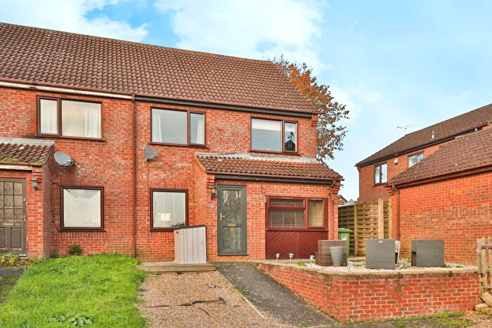 3 Bedroom Semi-Detached House For Sale In The Ridings, Fakenham, NR21