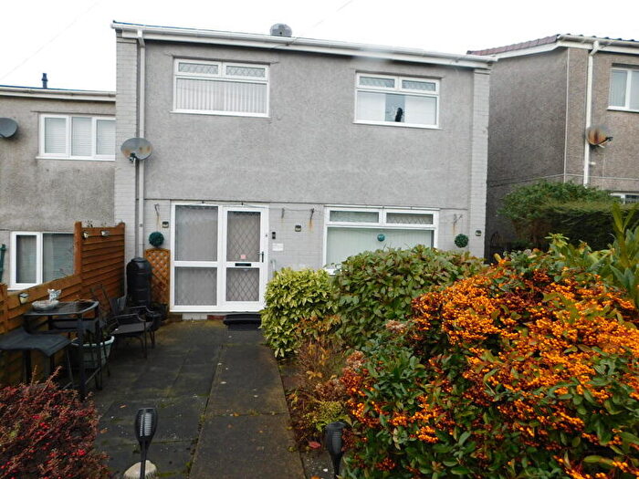 3 Bedroom End Of Terrace House For Sale In Pen Y Caeau Court, Pantside Estate, Newbridge, NP11