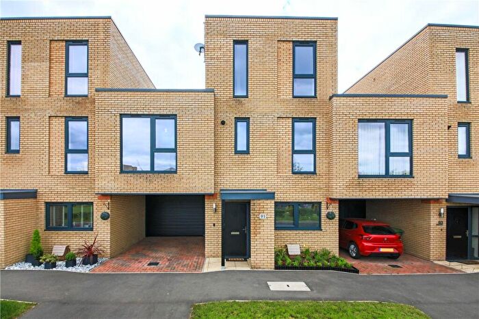 4 Bedroom Terraced House To Rent In Southwell Drive, Trumpington, Cambridge, CB2