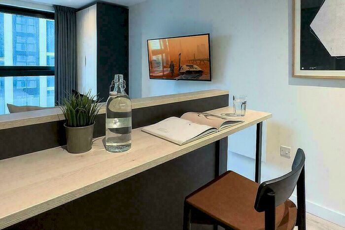 Studio To Rent In Union East Tower, Water Street, Manchester, Greater Manchester, M3