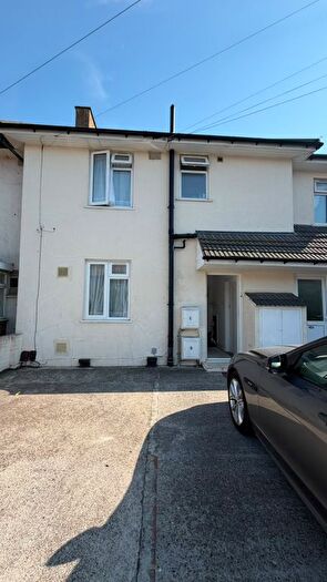 2 Bedroom Terraced House To Rent In Campden Crescent, Dagenham, Essex, RM8