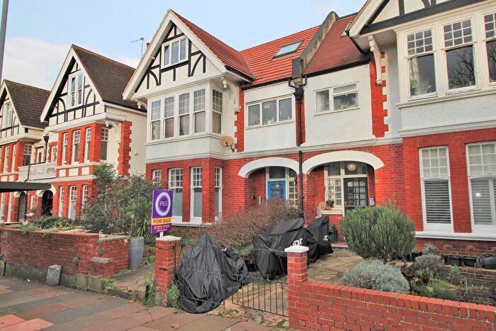 1 Bedroom Apartment For Sale In Davigdor Road, Hove, BN3