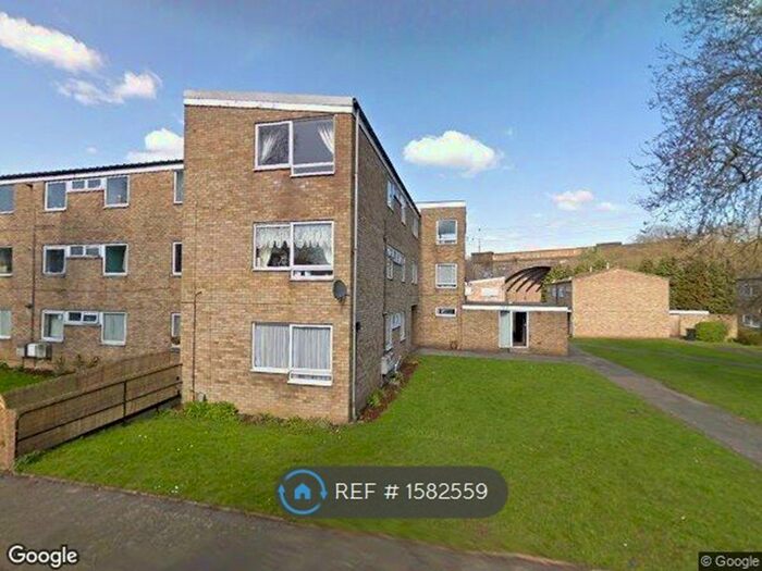 2 Bedroom Flat To Rent In Second Floor, Harpenden, AL5