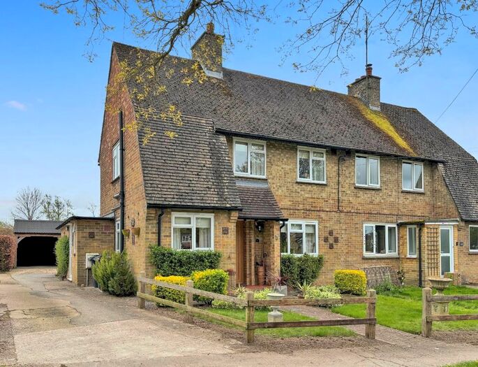 3 Bedroom Semi-Detached House For Sale In The Street, Brook, Ashford, TN25