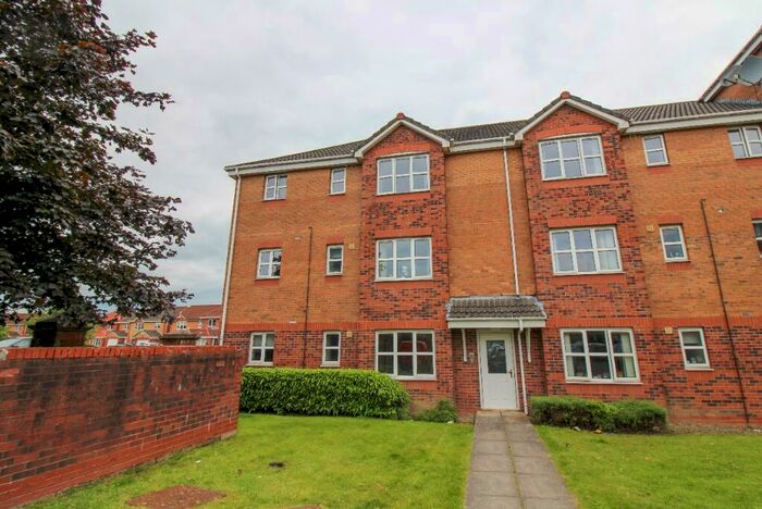 2 Bedroom Flat To Rent In Canavan Park, Falkirk, FK2