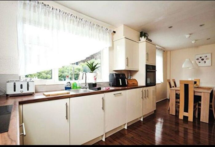 1 Bedroom Semi-Detached House To Rent In Failsworth Close, Nottingham, NG11