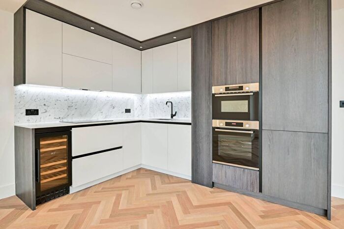 1 Bedroom Flat To Rent In Southwark Bridge Road, Borough, SE1