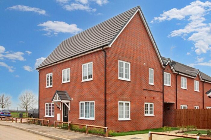 1 Bedroom Apartment To Rent In Evans Croft, MK42