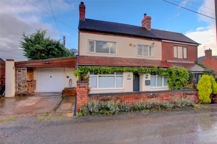 3 Bedroom Semi-Detached House For Sale In Oldfield Lane, Ombersley, Droitwich, Worcestershire, WR9