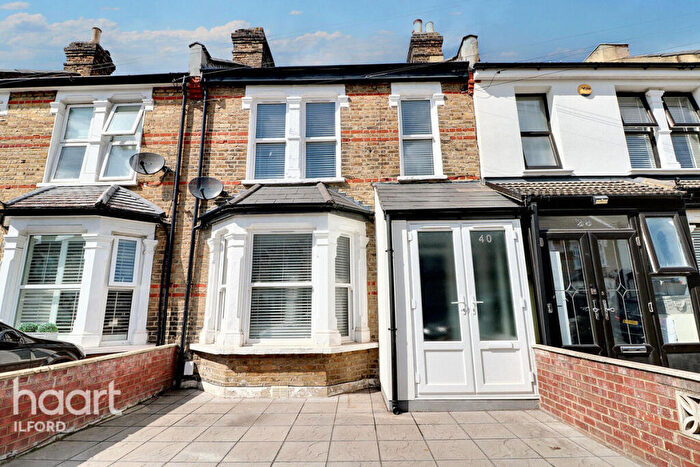 4 Bedroom Terraced House For Sale In Howard Road, Ilford, IG1