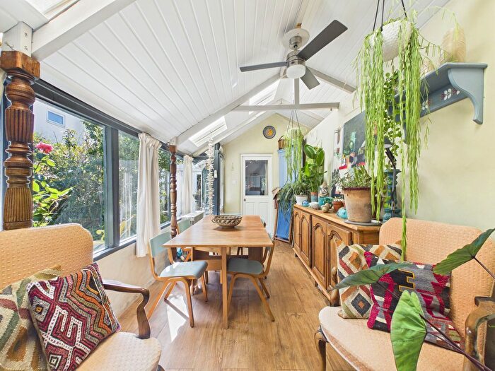 3 Bedroom Cottage For Sale In Chili Road, Redruth, TR15