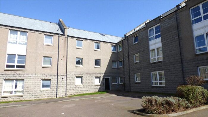2 Bedroom Flat To Rent In Mary Elmslie Court, Aberdeen, AB24