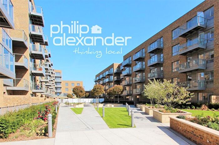 1 Bedroom Flat To Rent In Basset Court, Smithfield Square, Hornsey, N8