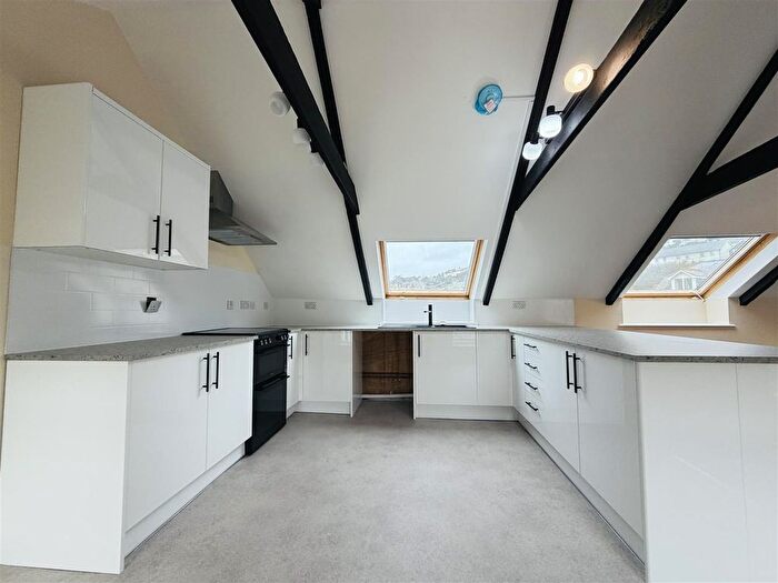 2 Bedroom Flat To Rent In Mevagissey, St. Austell, PL26