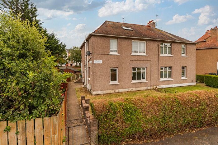 2 Bedroom Flat For Sale In Parkhead Crescent, Edinburgh, EH11