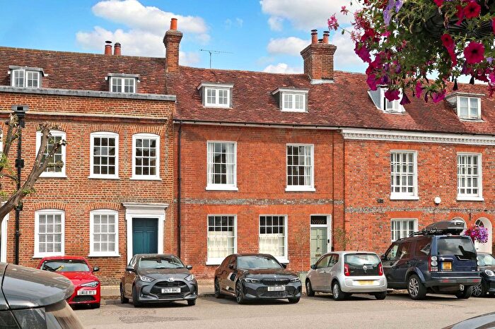 4 Bedroom Terraced House For Sale In High Street, Amersham, Buckinghamshire, HP7
