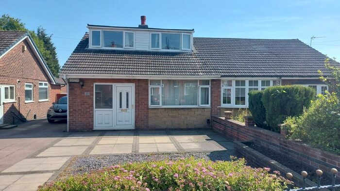 3 Bedroom Bungalow To Rent In Buckley Lane, Farnworth, Bolton, BL4