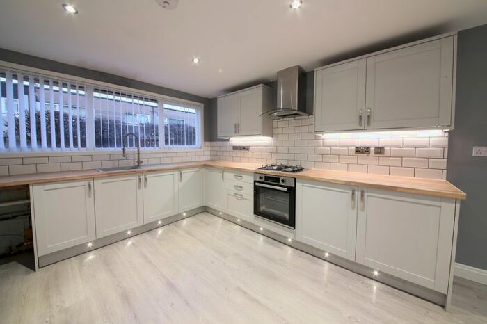 5 Bedroom Terraced House To Rent In Caesars Close, Castlefields, Runcorn WA7