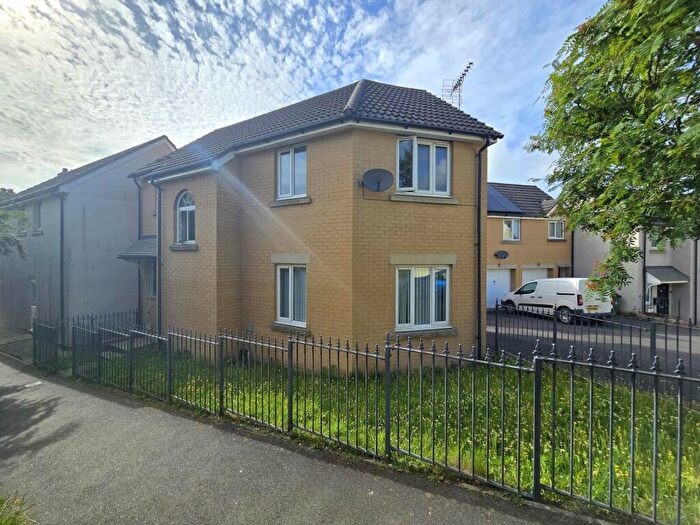 3 Bedroom Detached House For Sale In Biddiblack Way, Bideford, EX39