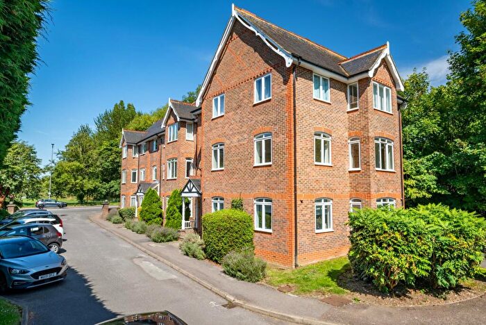 2 Bedroom Apartment To Rent In Latium Close, St Albans, Herts, AL1