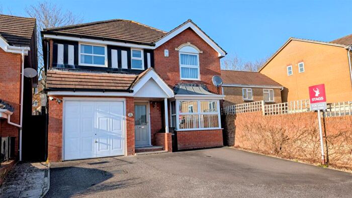 4 Bedroom Detached House For Sale In Akeman Close, Yeovil, BA21