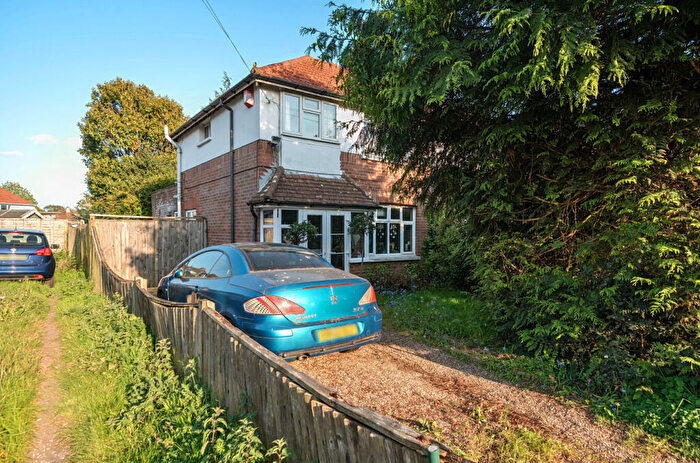 3 Bedroom Semi-Detached House For Sale In Morland Avenue, Broadwater, Worthing, West Sussex, BN14