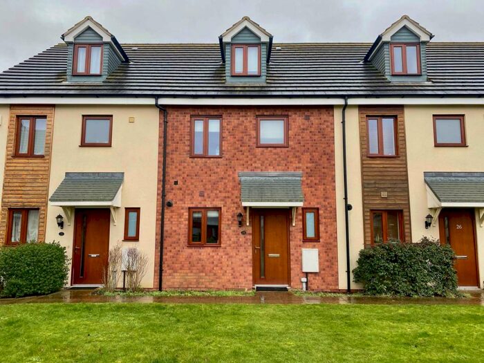 3 Bedroom Terraced House To Rent In Poppy Avenue, Broughton, MK10