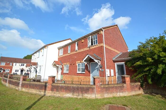 2 Bedroom End Terrace House To Rent In Hunters Rise, Telford, TF4