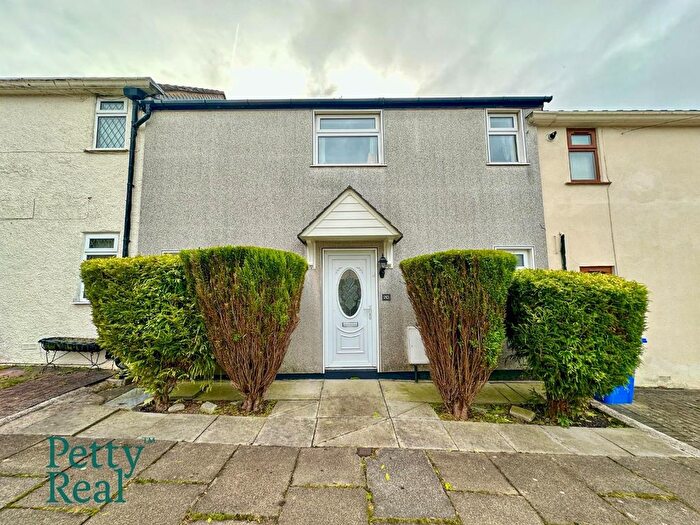 3 Bedroom Terraced House For Sale In Coronation Road, Brierfield, BB9