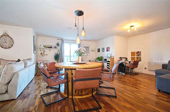 2 Bedroom Flat For Sale In Henke Court, Cardiff, South Glamorgan, CF10