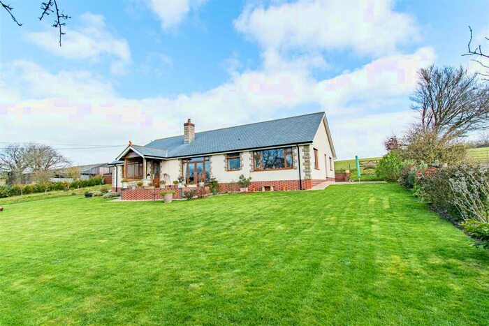 3 Bedroom Detached Bungalow For Sale In Trenewan, Looe, PL13