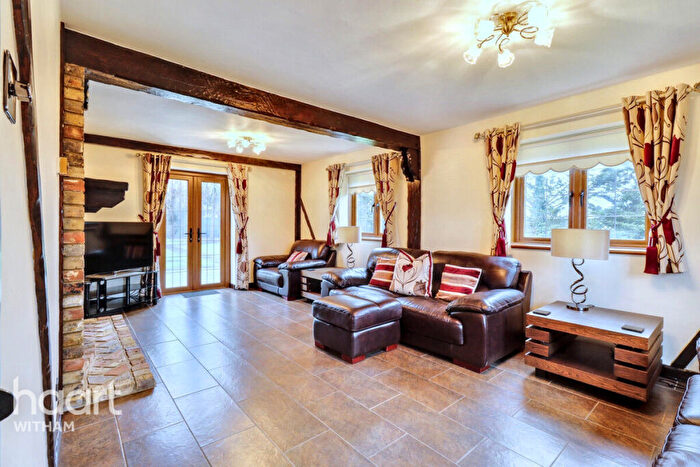 4 Bedroom Detached House For Sale In Mundon Road, Mundon, Maldon, CM9