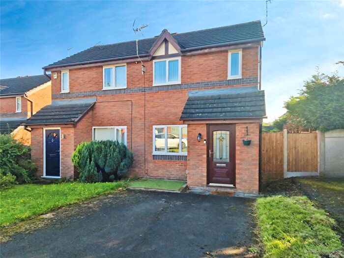 2 Bedroom Semi-Detached House For Sale In Wood Cottage Close, Worsley, Manchester, Greater Manchester, M28