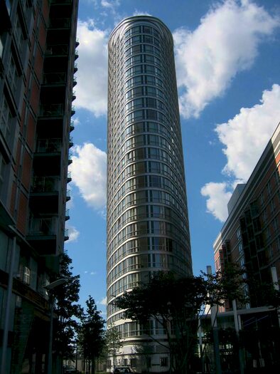 Studio To Rent In Ontario Tower, Fairmont Avenue, Canary Wharf, Blackwall, London, E14