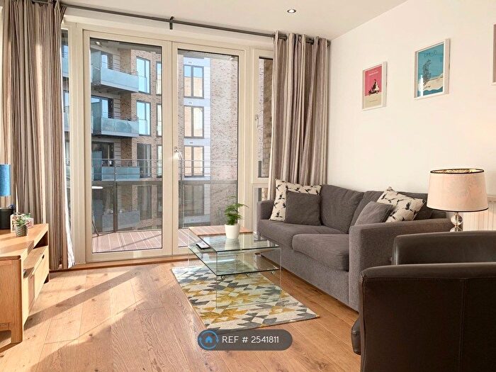 1 Bedroom Flat To Rent In North Mill Apartments, London, E8