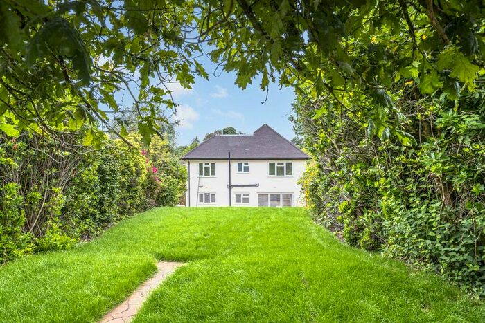 4 Bedroom Detached House For Sale In Woodland Way, Bidborough, Tunbridge Wells, TN4