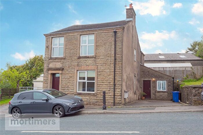 3 Bedroom Detached House For Sale In Belthorn Road, Belthorn, Blackburn, Lancashire, BB1